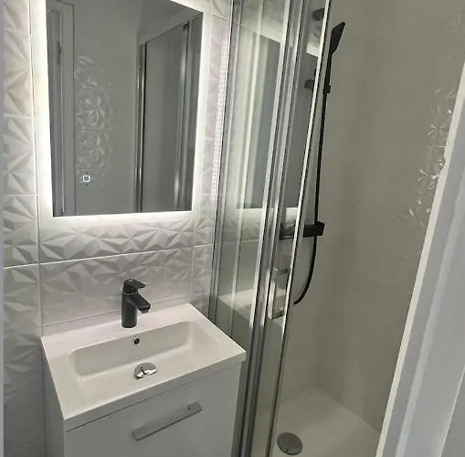 아파트 F2 Meuble - Equipe - Tv Netflix - 4 Personnes *